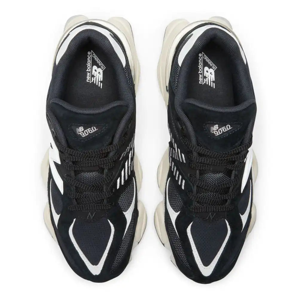 New Balance 9060 - Black / White