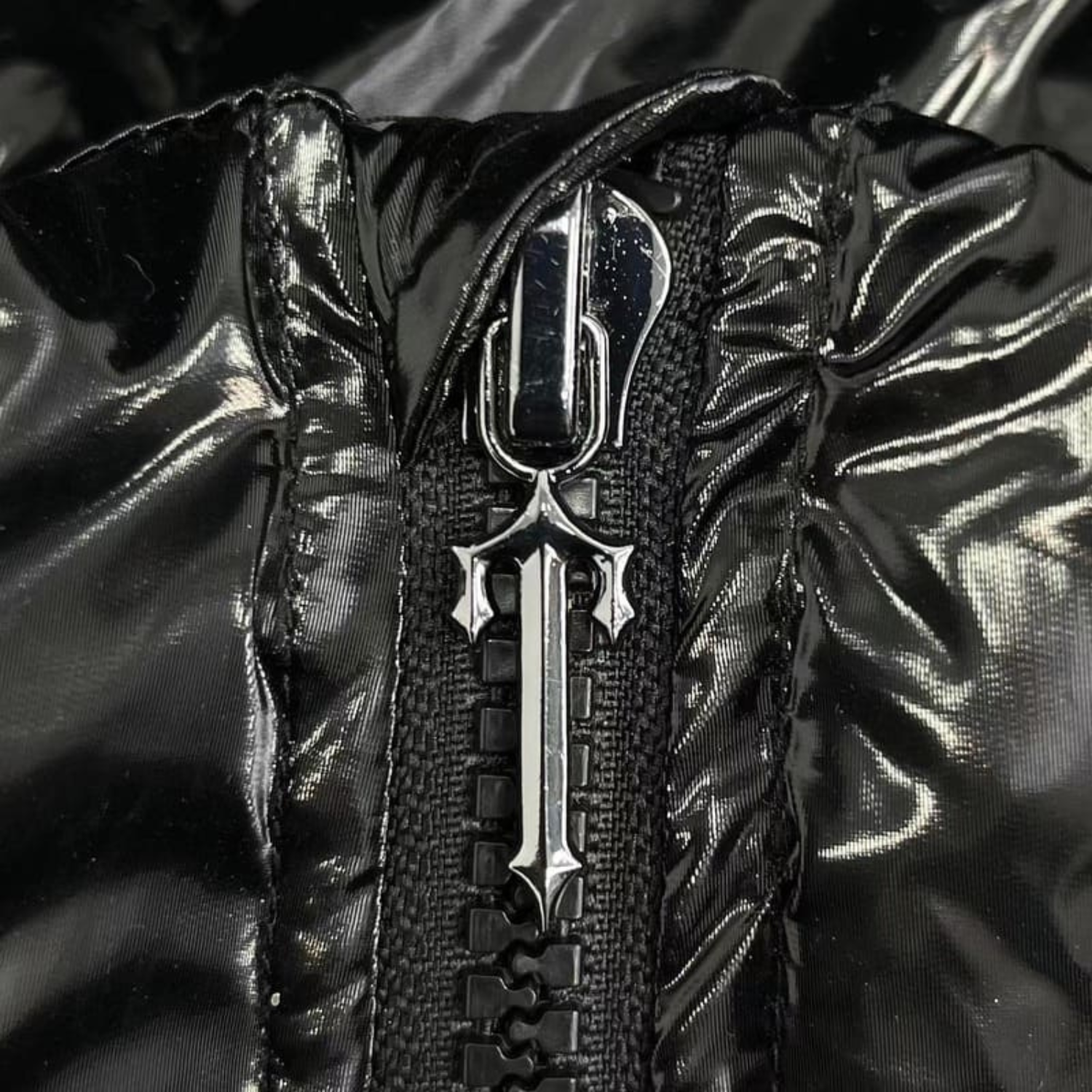Trapstar Irongate Shiny Puffer Jacket