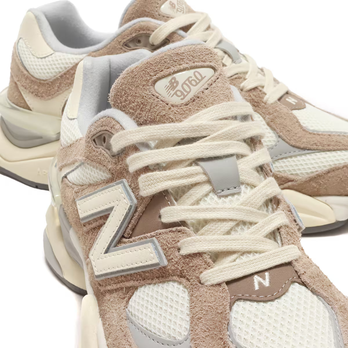 New Balance 9060 - Driftwood